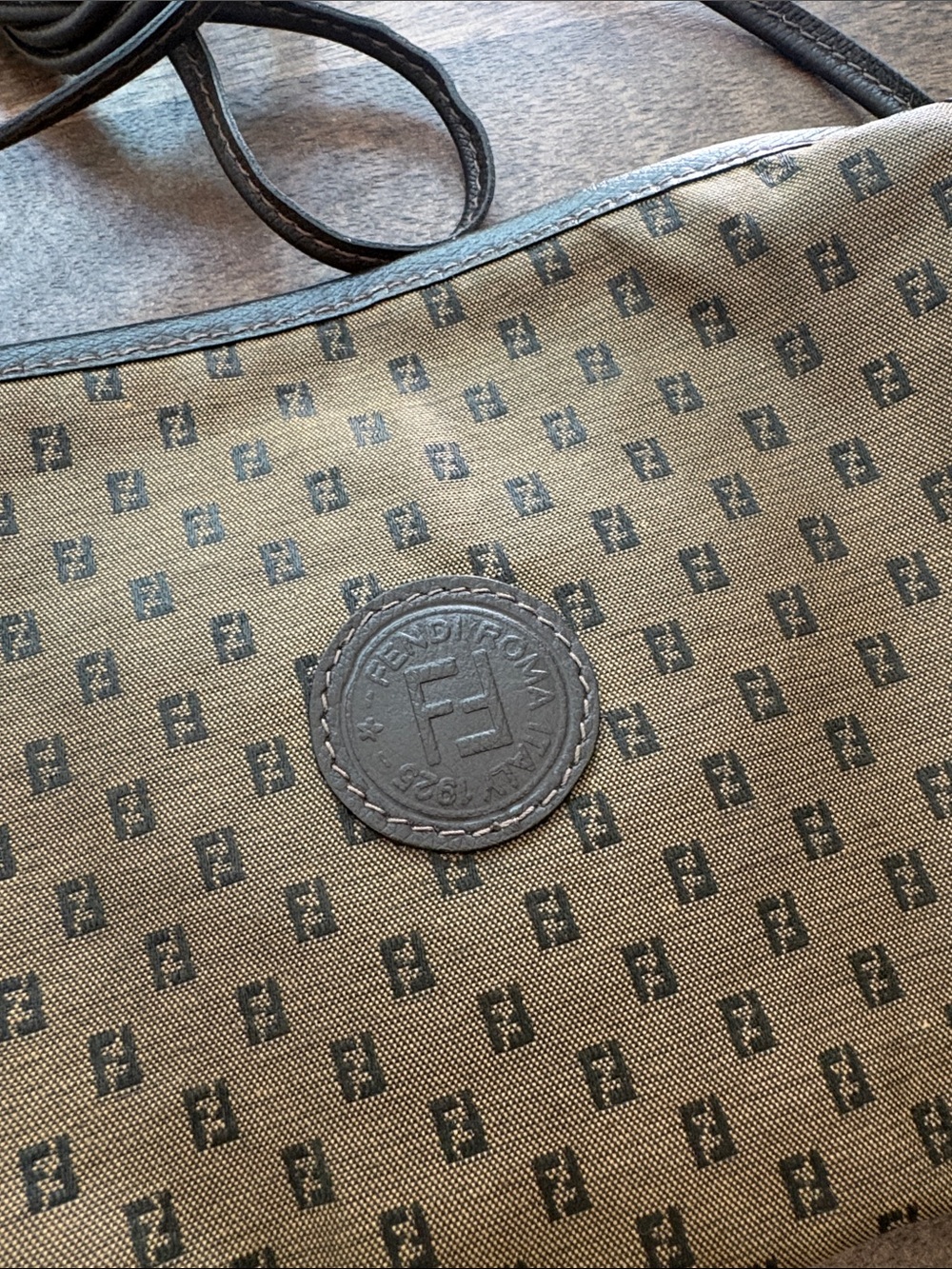 Fendi Vintage FF Zucchino Crossbody Bag - Picture 2 of 7
